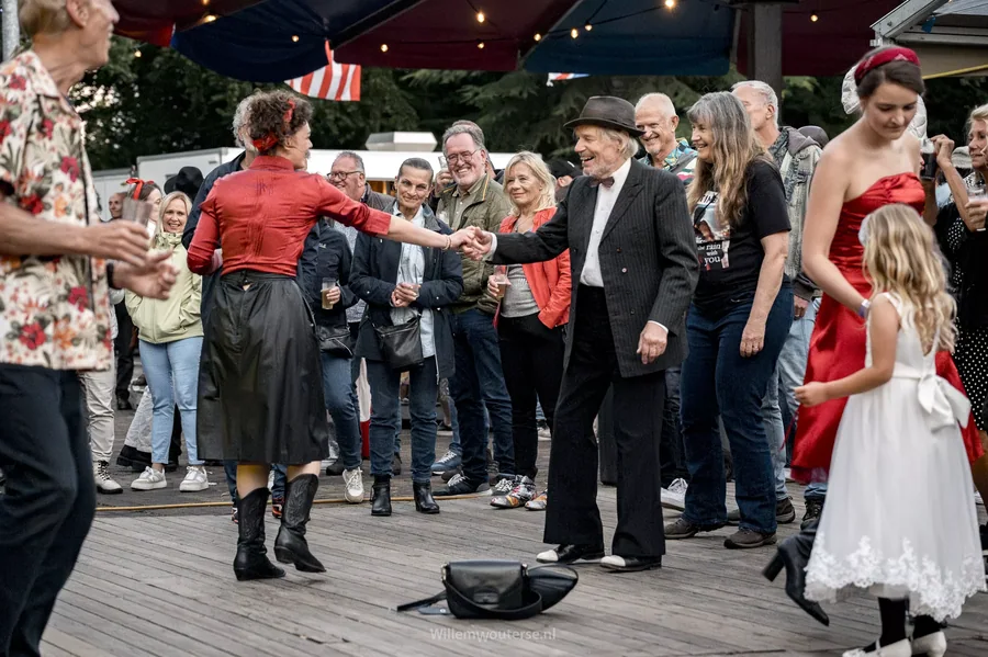 Dansen op de Rock 'n Roll Meeting
